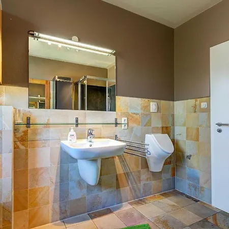 Achterpeene Eg Apartment